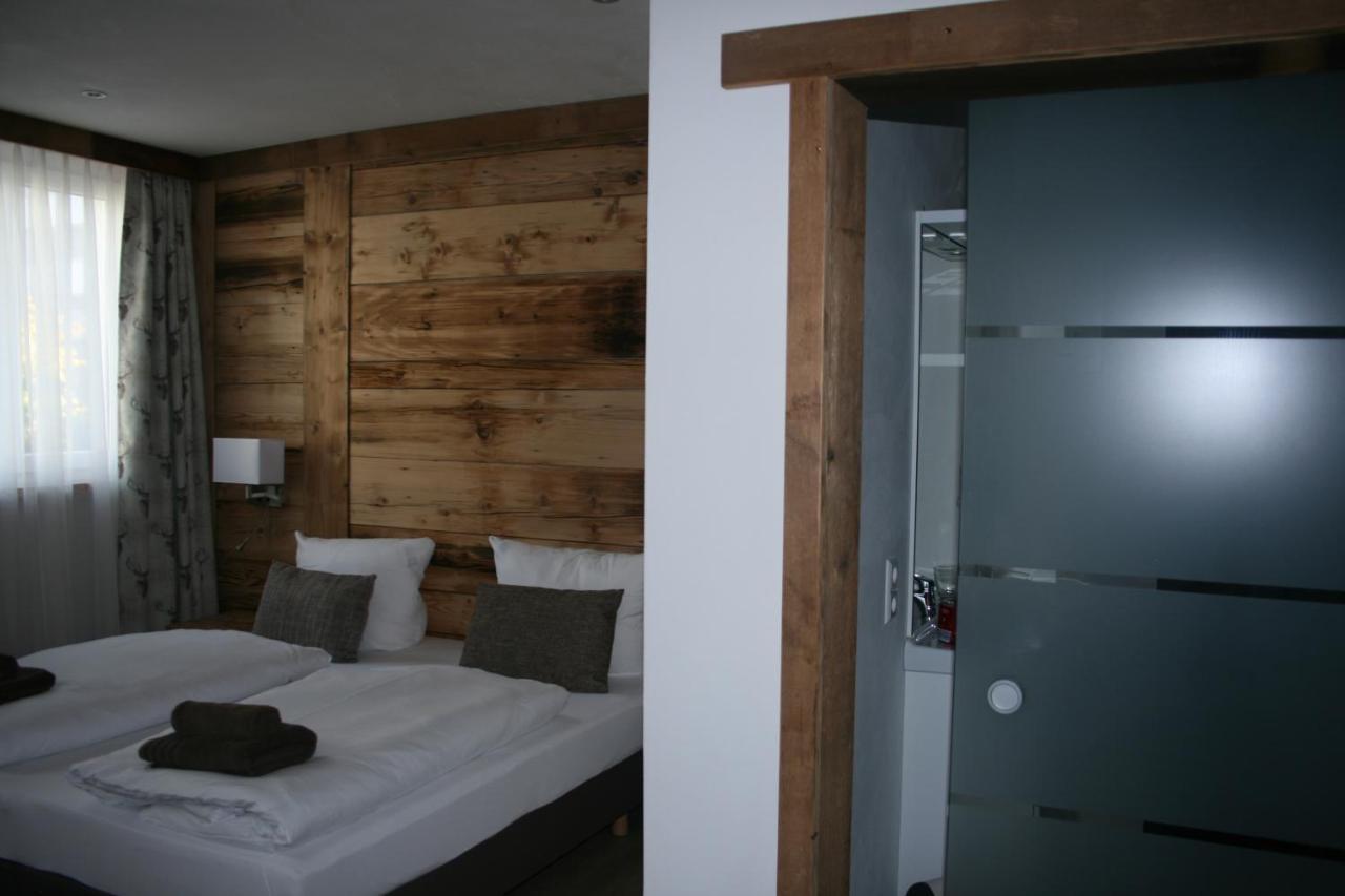 Gaestehaus Zur Lilie Triberg im Schwarzwald Bagian luar foto